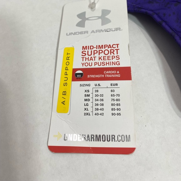 Nwt under Armour work out bra size Xs - Picture 4 of 5